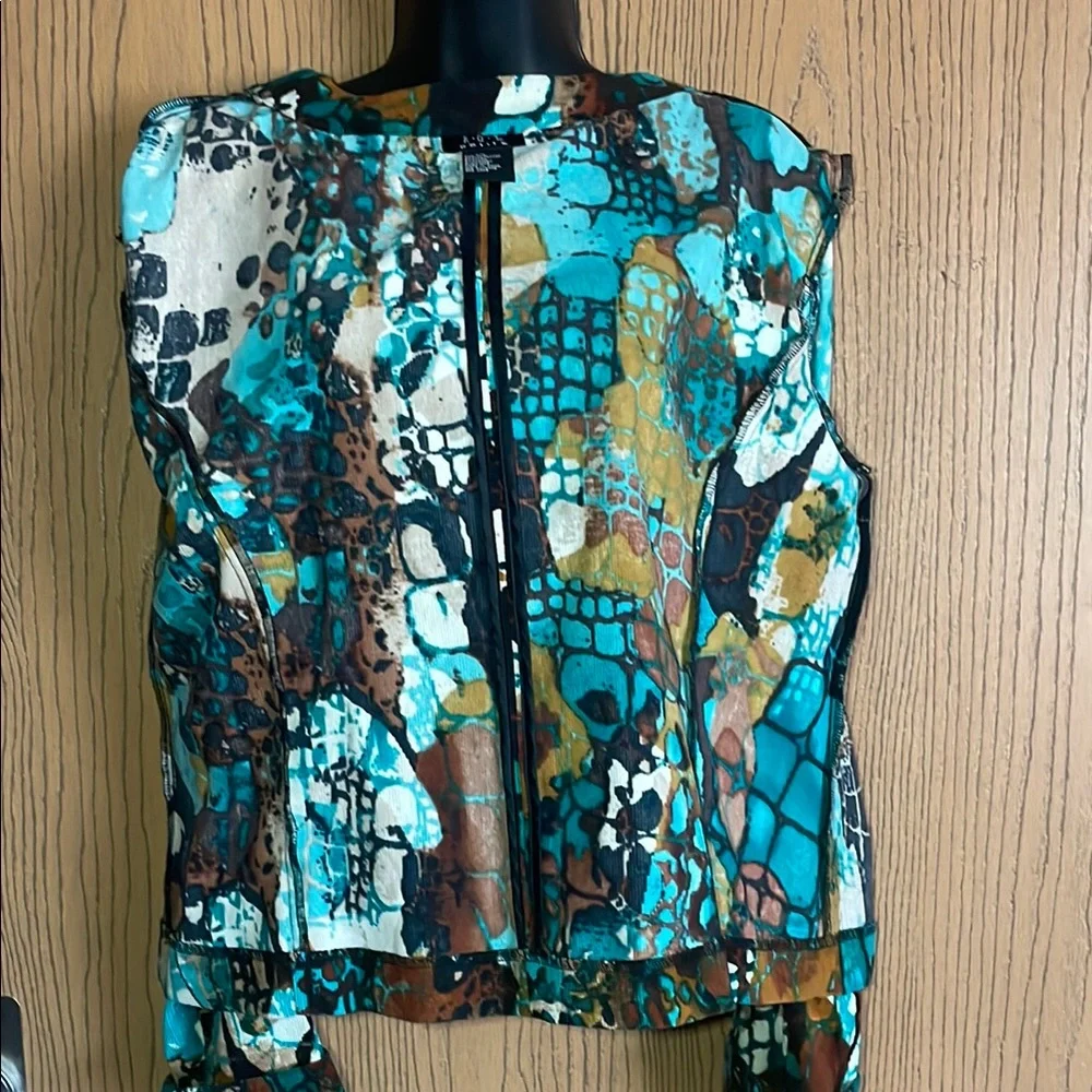 ❄️3/$15❄️Colorful Abstract Pattern Jacket - Picture 8 of 11